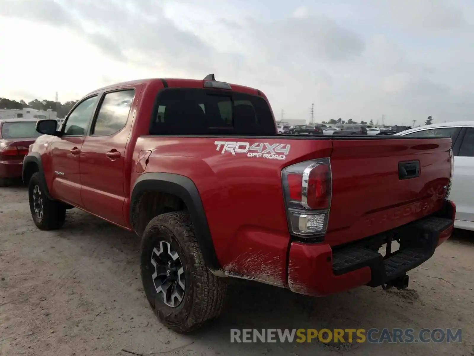 3 Photograph of a damaged car 5TFCZ5AN5MX263575 TOYOTA TACOMA 2021