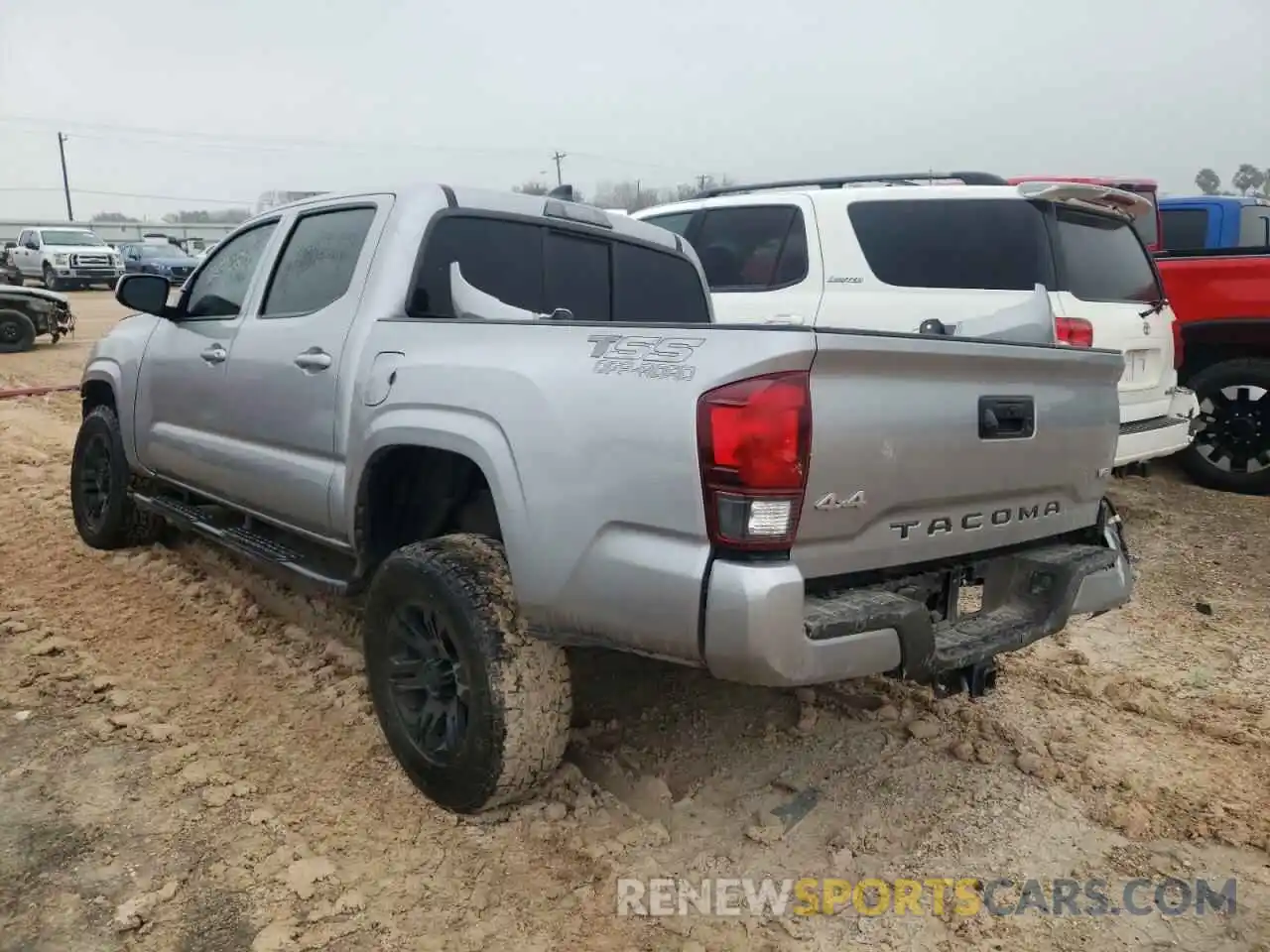 3 Photograph of a damaged car 5TFCZ5AN5MX273989 TOYOTA TACOMA 2021