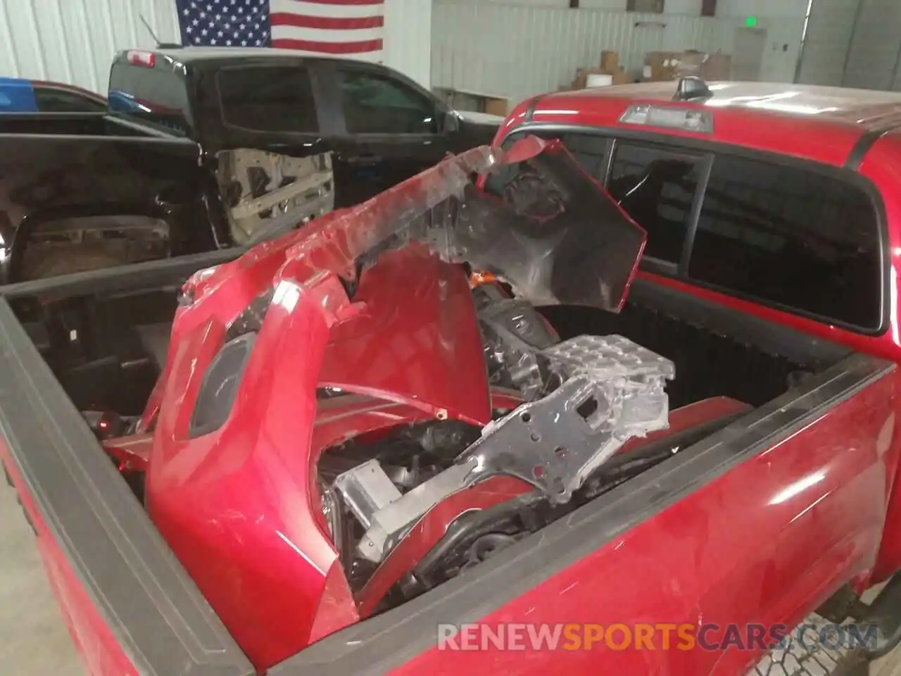 9 Photograph of a damaged car 5TFCZ5AN5MX282479 TOYOTA TACOMA 2021