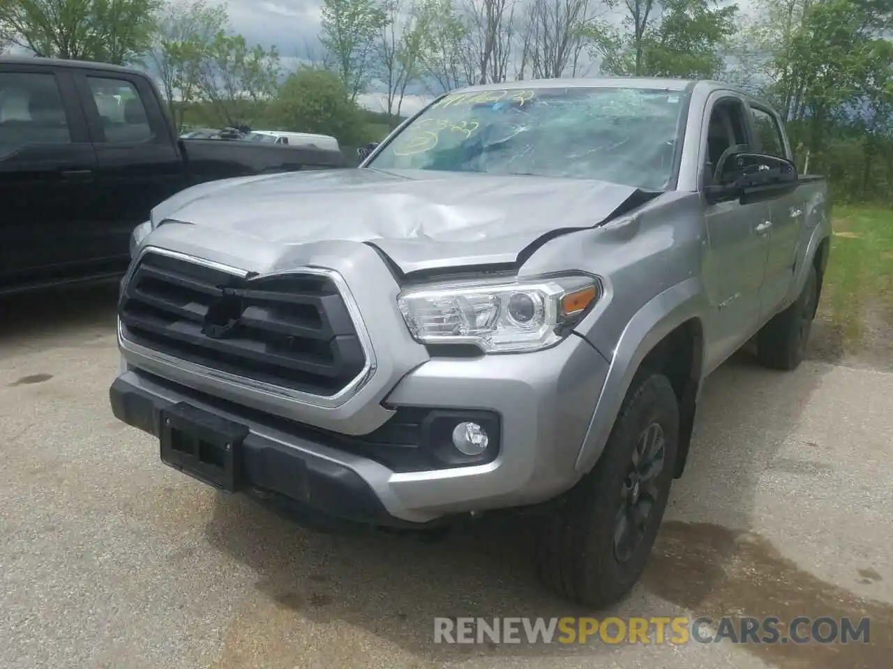 2 Photograph of a damaged car 5TFCZ5AN5MX282966 TOYOTA TACOMA 2021