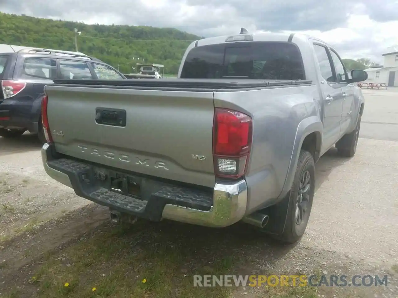 4 Фотография поврежденного автомобиля 5TFCZ5AN5MX282966 TOYOTA TACOMA 2021