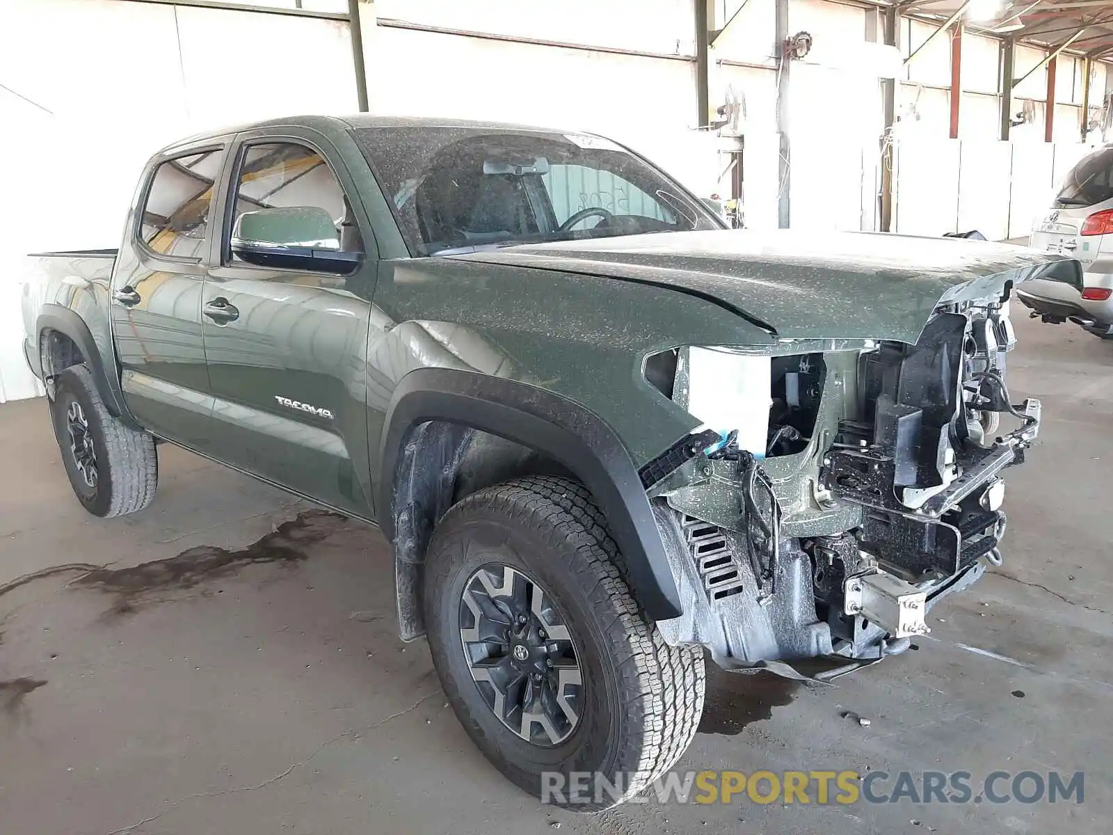 1 Photograph of a damaged car 5TFCZ5AN6MX250527 TOYOTA TACOMA 2021