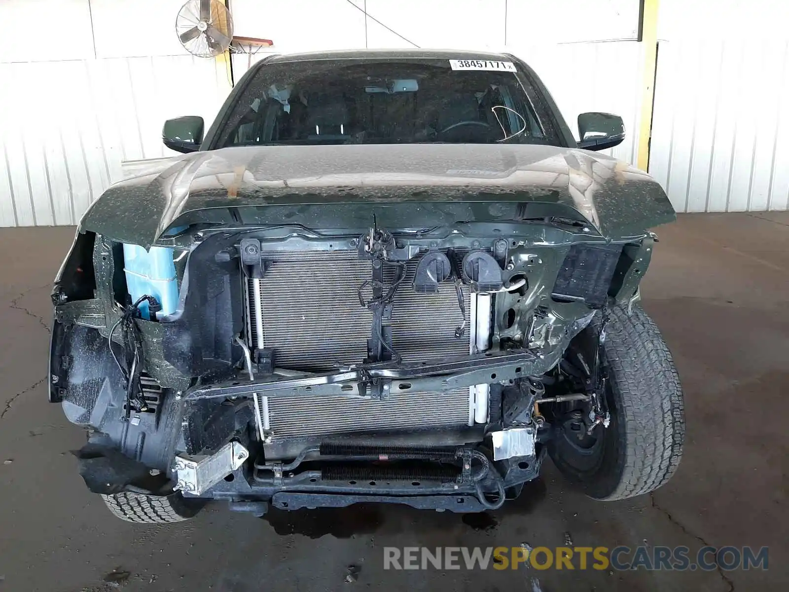 7 Photograph of a damaged car 5TFCZ5AN6MX250527 TOYOTA TACOMA 2021