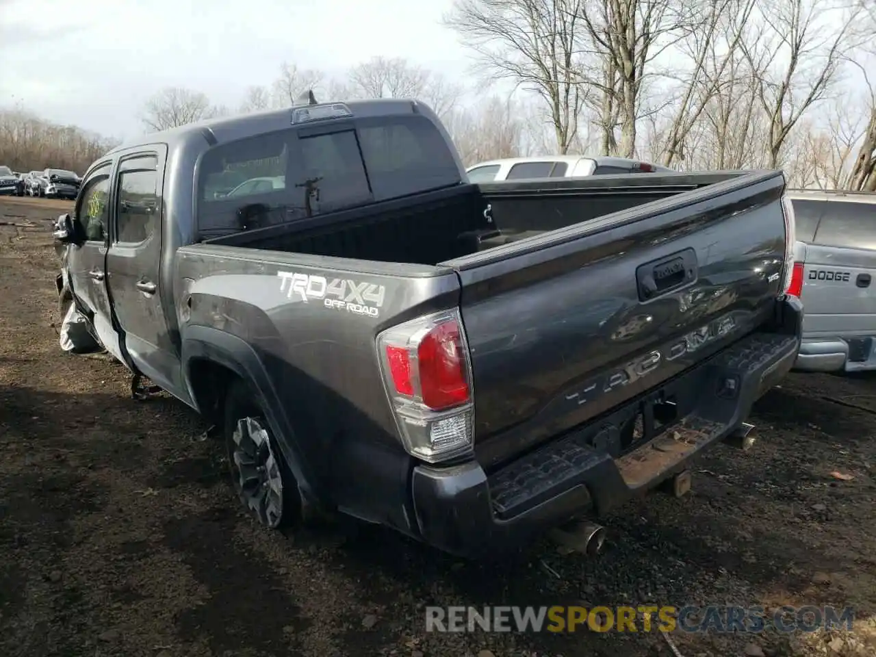 3 Photograph of a damaged car 5TFCZ5AN6MX256991 TOYOTA TACOMA 2021