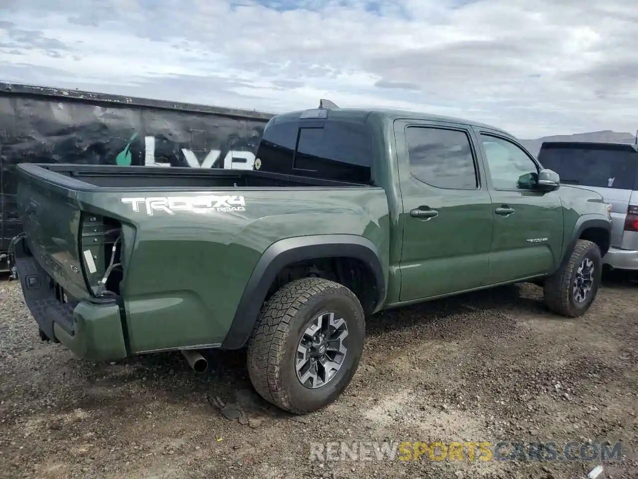 3 Photograph of a damaged car 5TFCZ5AN6MX259180 TOYOTA TACOMA 2021