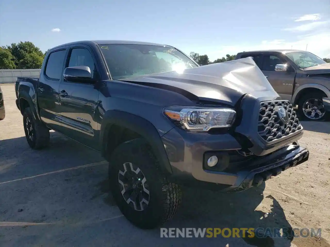 1 Фотография поврежденного автомобиля 5TFCZ5AN6MX263522 TOYOTA TACOMA 2021