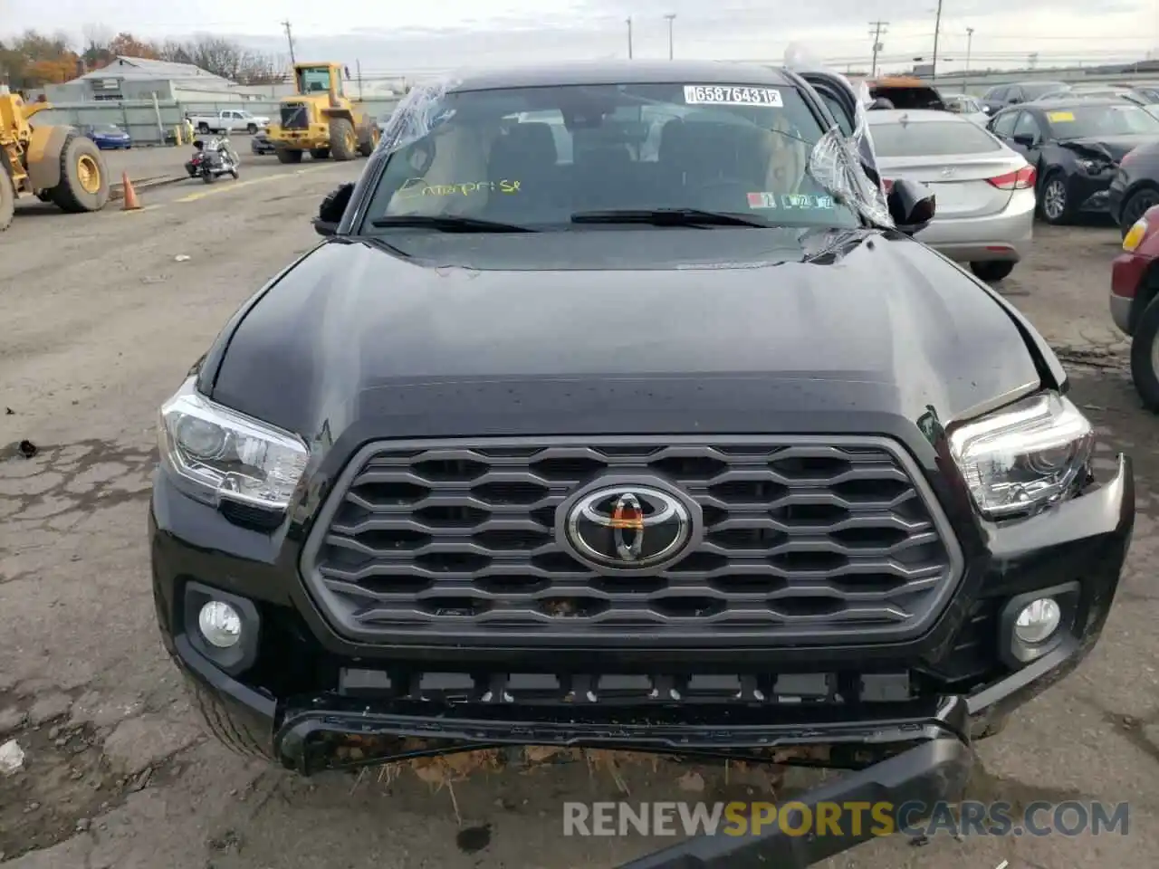 7 Photograph of a damaged car 5TFCZ5AN6MX263892 TOYOTA TACOMA 2021