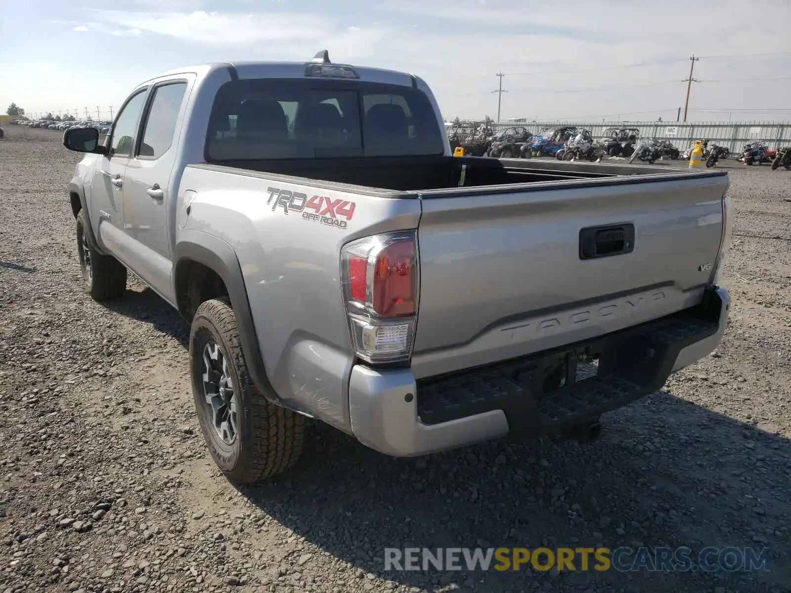 3 Photograph of a damaged car 5TFCZ5AN6MX268073 TOYOTA TACOMA 2021