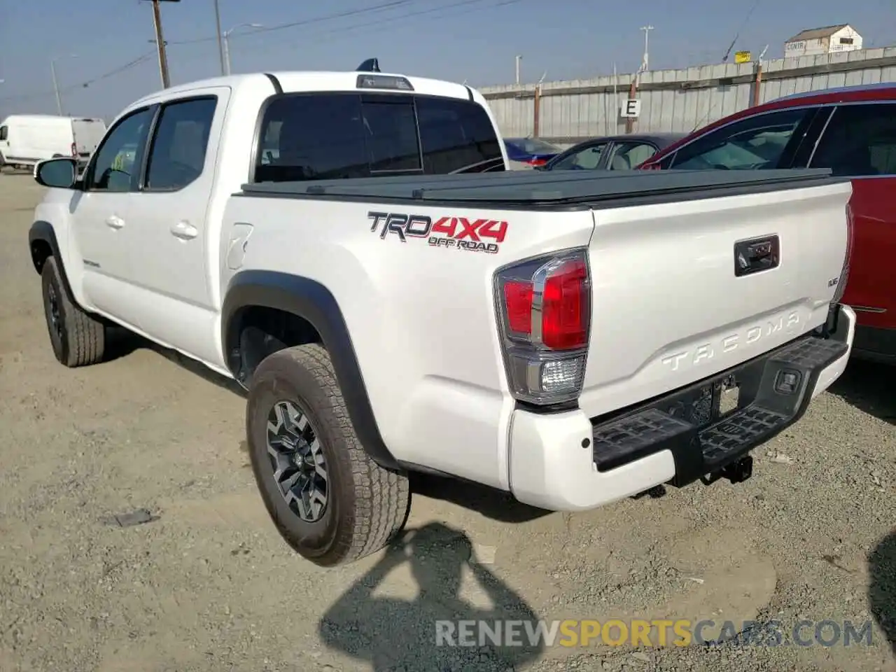 3 Photograph of a damaged car 5TFCZ5AN6MX269059 TOYOTA TACOMA 2021