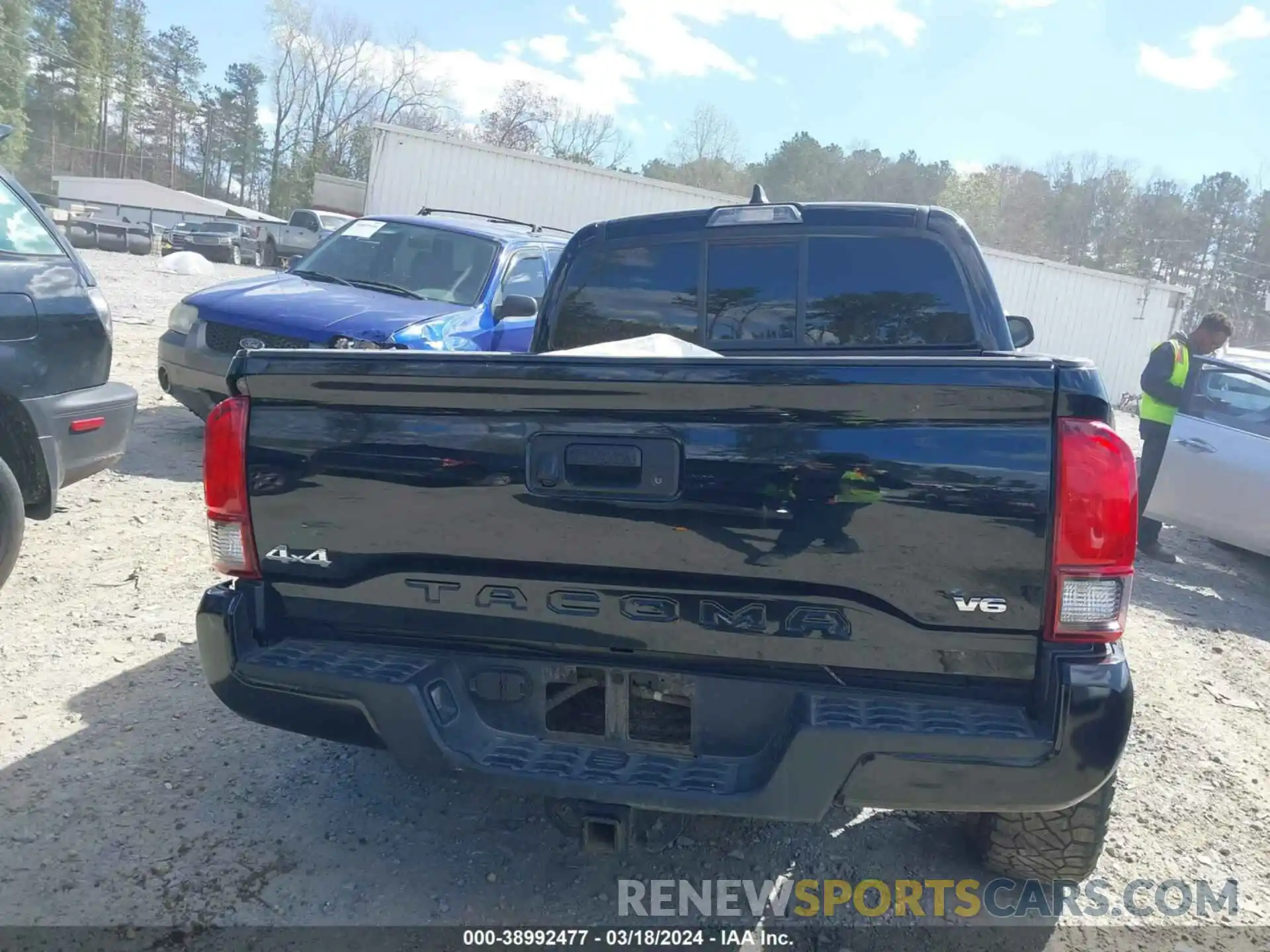 16 Photograph of a damaged car 5TFCZ5AN6MX273502 TOYOTA TACOMA 2021