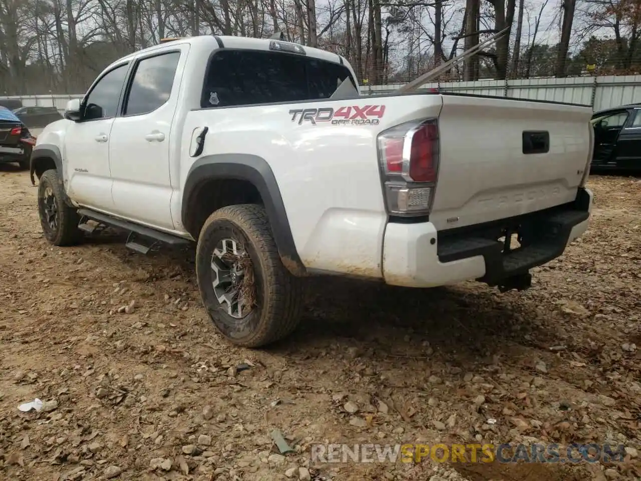 3 Photograph of a damaged car 5TFCZ5AN7MX255252 TOYOTA TACOMA 2021