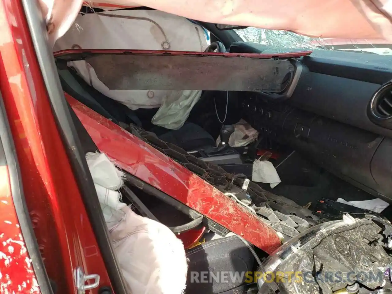 5 Photograph of a damaged car 5TFCZ5AN7MX259866 TOYOTA TACOMA 2021