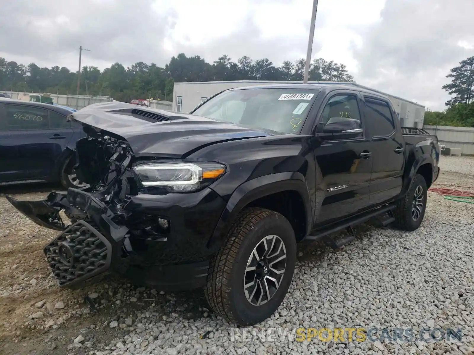 2 Photograph of a damaged car 5TFCZ5AN7MX260063 TOYOTA TACOMA 2021