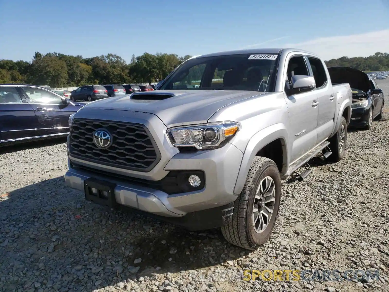 2 Photograph of a damaged car 5TFCZ5AN7MX261682 TOYOTA TACOMA 2021