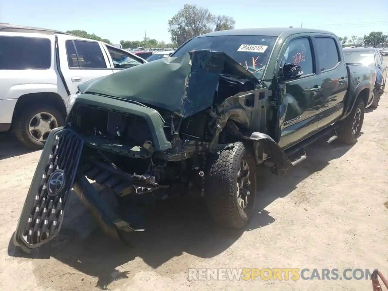 2 Photograph of a damaged car 5TFCZ5AN7MX277333 TOYOTA TACOMA 2021