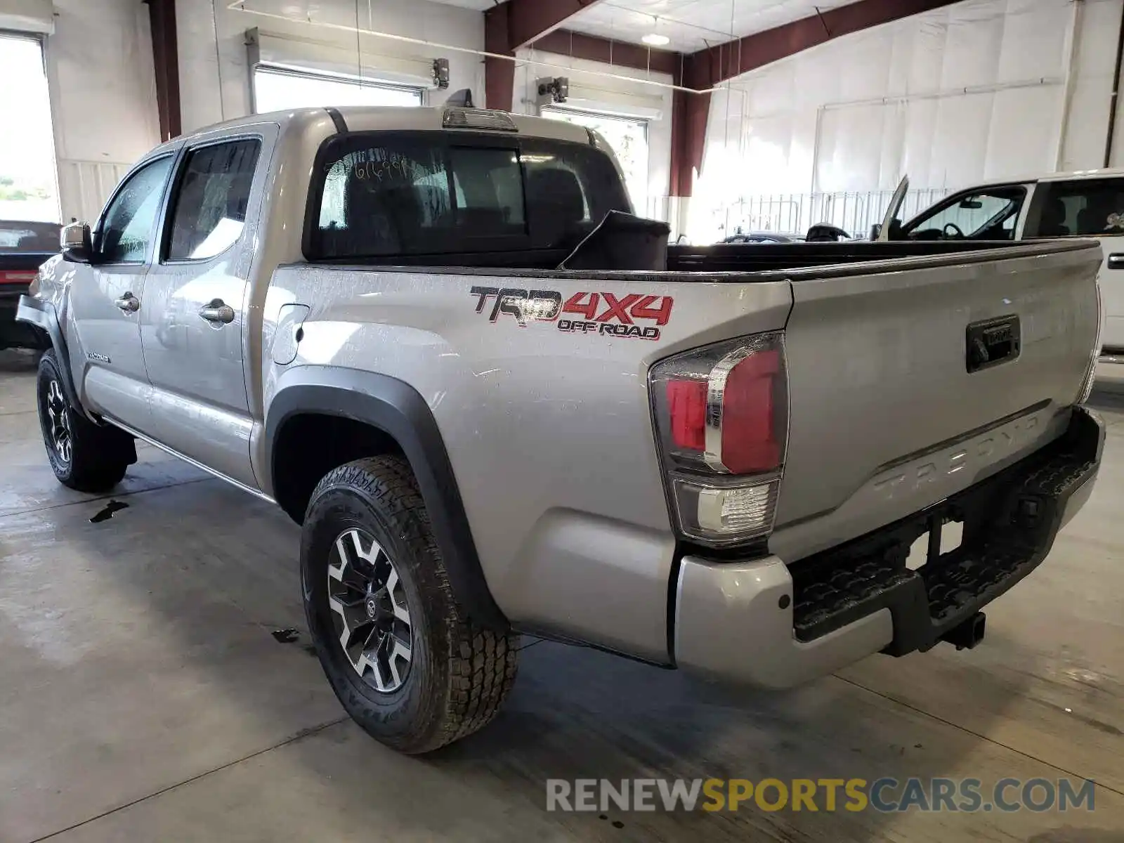 3 Photograph of a damaged car 5TFCZ5AN8MX244387 TOYOTA TACOMA 2021