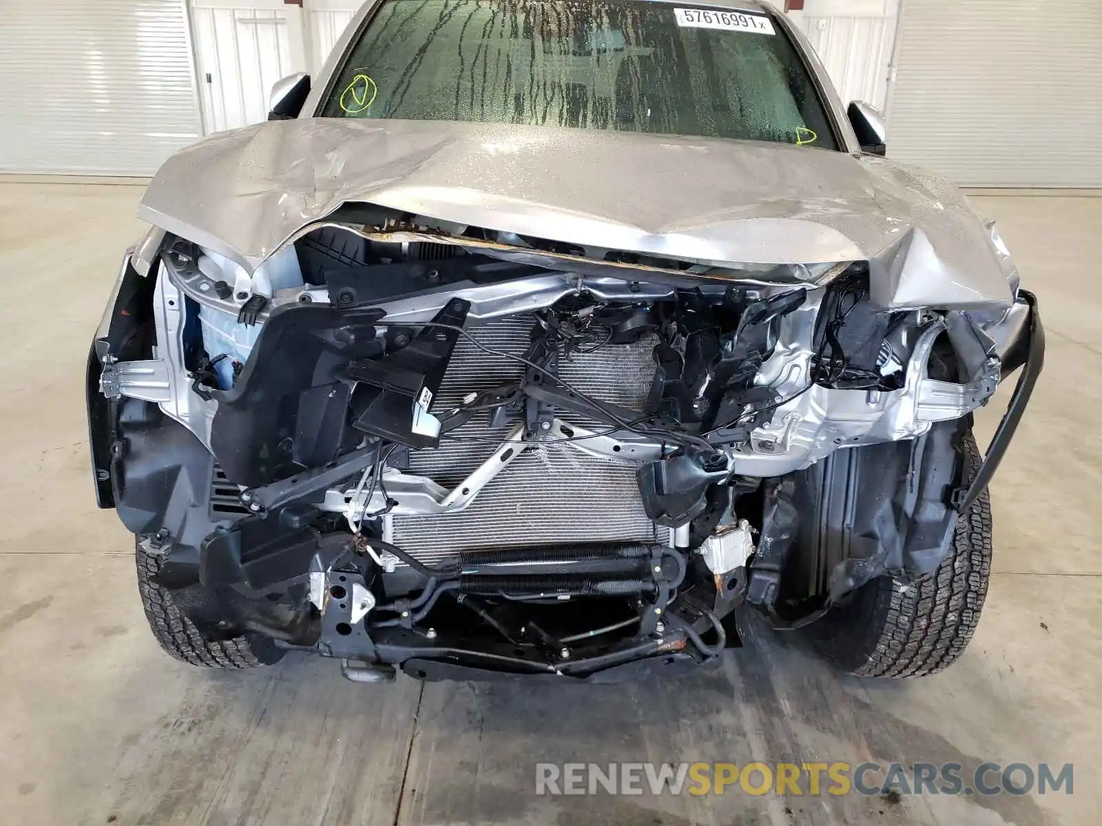 9 Photograph of a damaged car 5TFCZ5AN8MX244387 TOYOTA TACOMA 2021