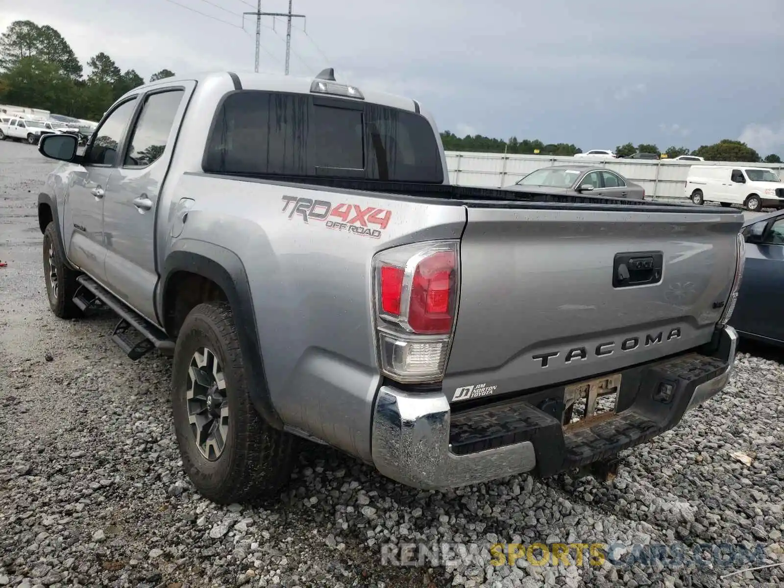 3 Photograph of a damaged car 5TFCZ5AN8MX245863 TOYOTA TACOMA 2021