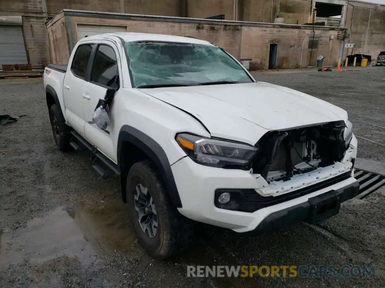 1 Photograph of a damaged car 5TFCZ5AN8MX246432 TOYOTA TACOMA 2021