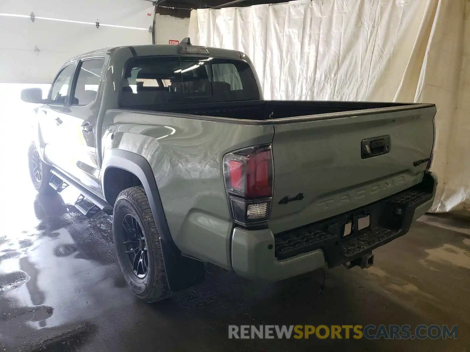 3 Photograph of a damaged car 5TFCZ5AN8MX251310 TOYOTA TACOMA 2021