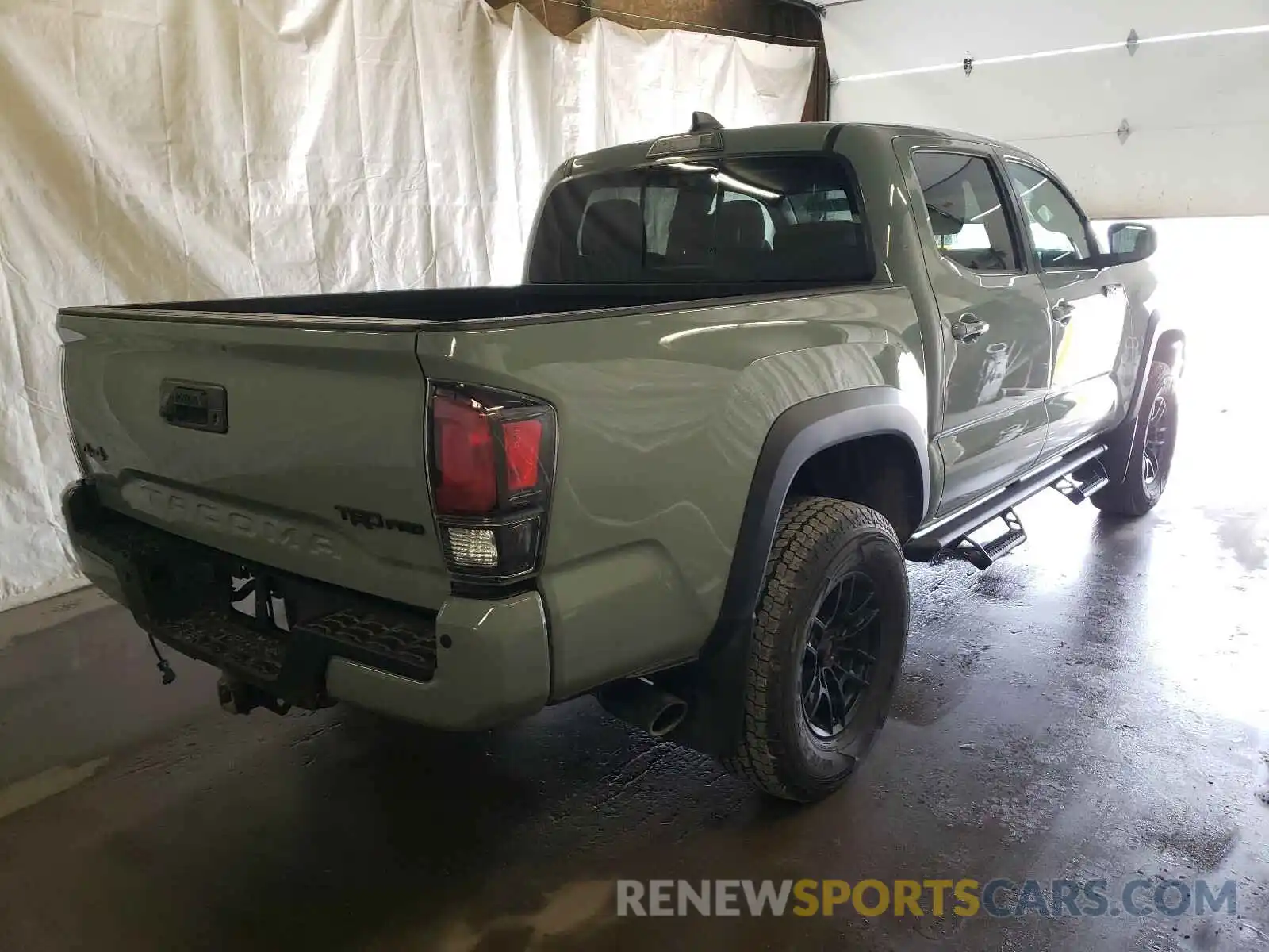 4 Фотография поврежденного автомобиля 5TFCZ5AN8MX251310 TOYOTA TACOMA 2021