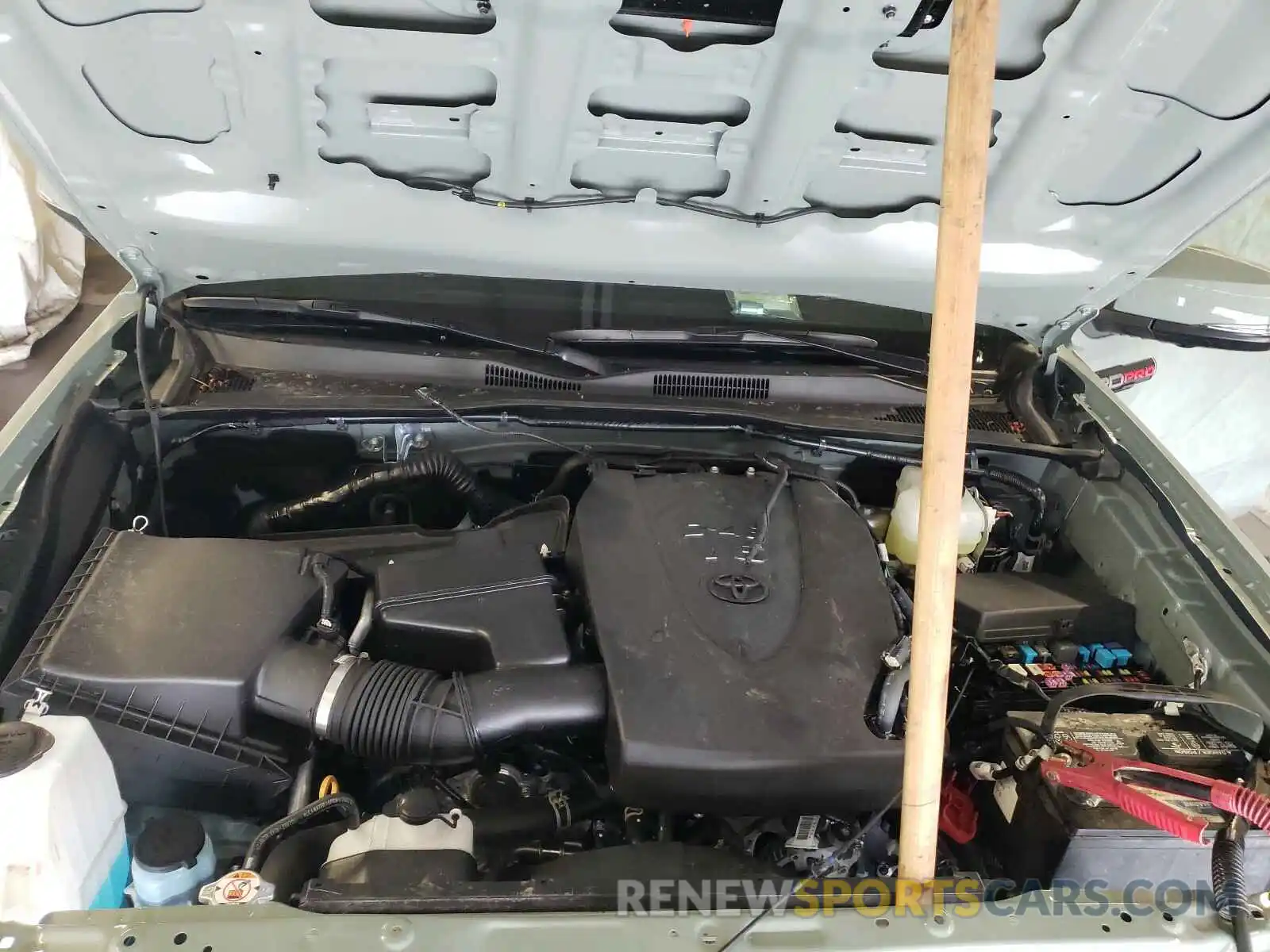 7 Photograph of a damaged car 5TFCZ5AN8MX251310 TOYOTA TACOMA 2021