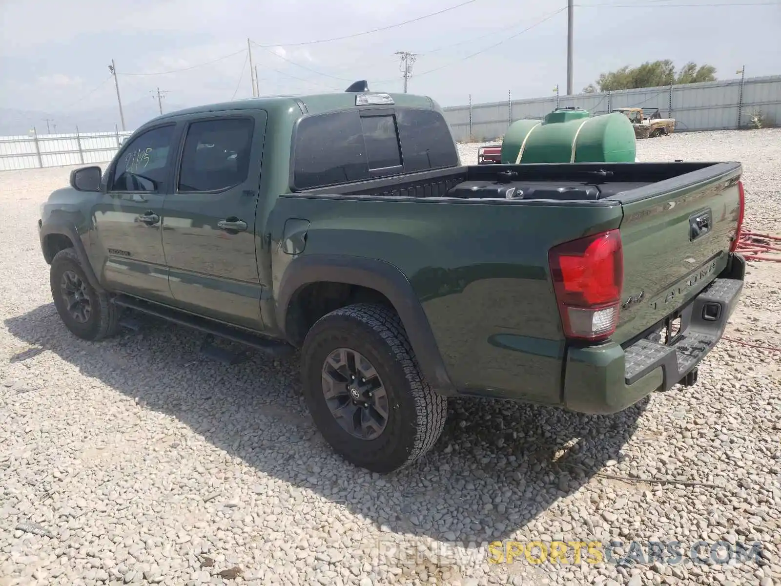 3 Photograph of a damaged car 5TFCZ5AN8MX253400 TOYOTA TACOMA 2021