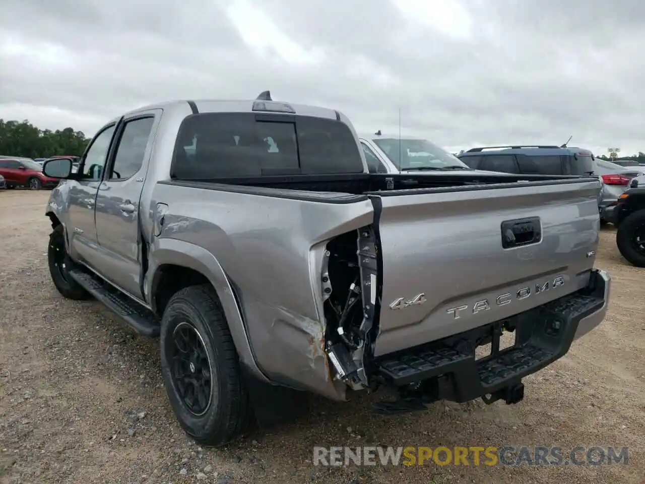 3 Фотография поврежденного автомобиля 5TFCZ5AN8MX256023 TOYOTA TACOMA 2021