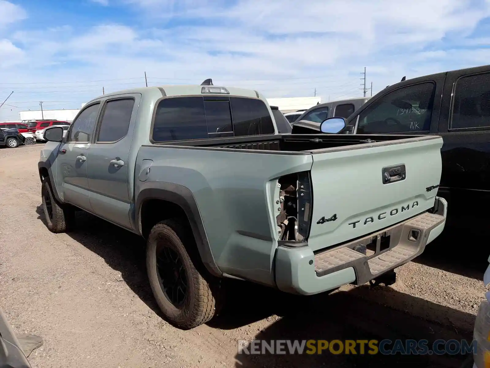 3 Photograph of a damaged car 5TFCZ5AN8MX256250 TOYOTA TACOMA 2021