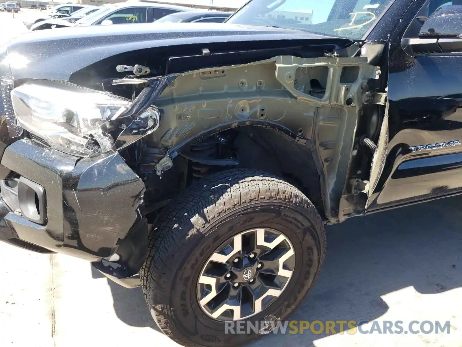 9 Photograph of a damaged car 5TFCZ5AN8MX263036 TOYOTA TACOMA 2021