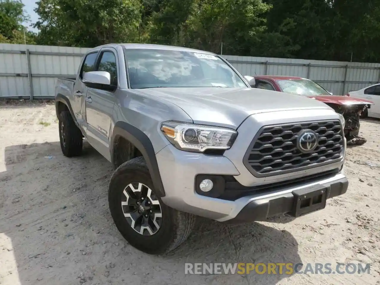 1 Photograph of a damaged car 5TFCZ5AN8MX264462 TOYOTA TACOMA 2021