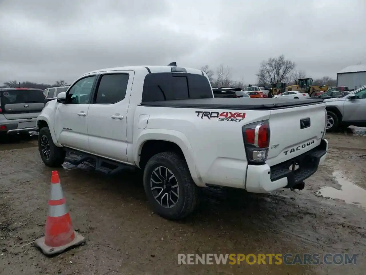 2 Photograph of a damaged car 5TFCZ5AN8MX266292 TOYOTA TACOMA 2021