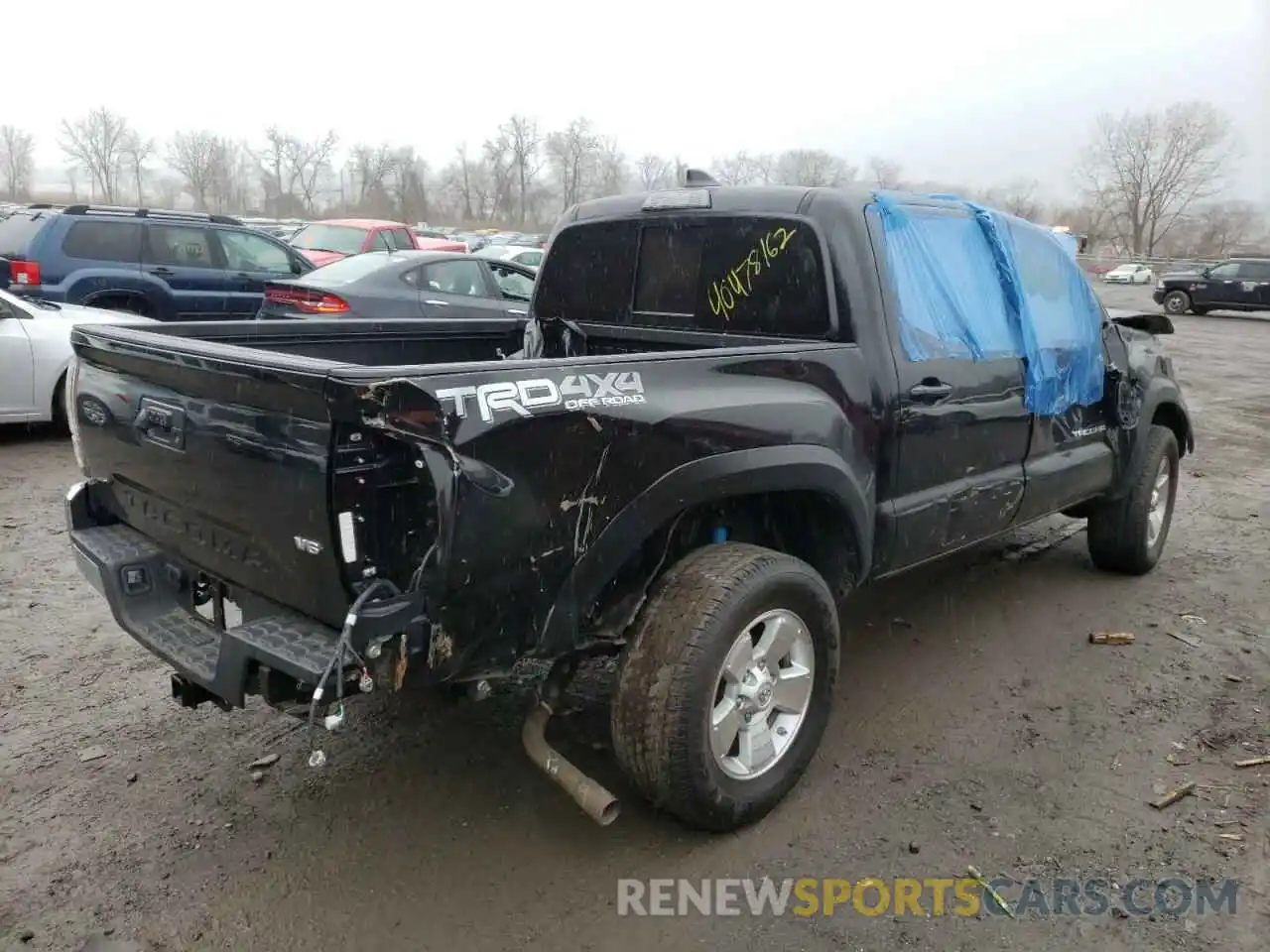 4 Photograph of a damaged car 5TFCZ5AN8MX270701 TOYOTA TACOMA 2021