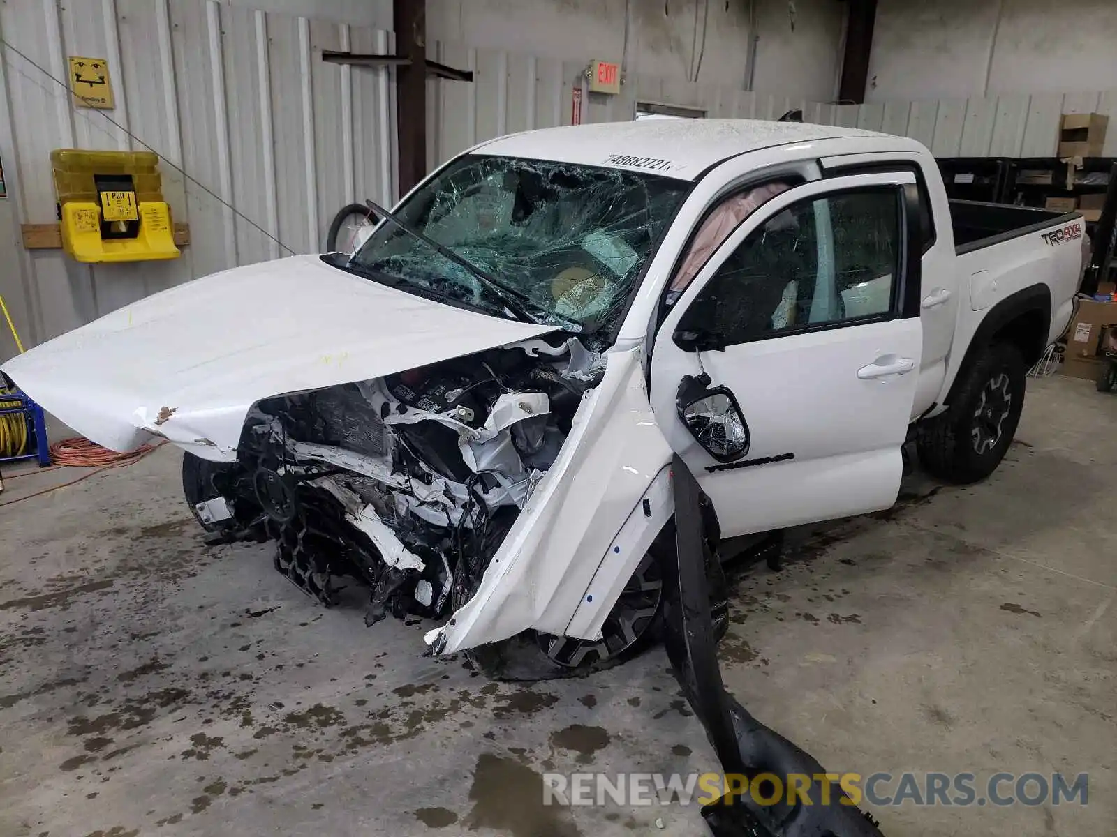 2 Photograph of a damaged car 5TFCZ5AN8MX271055 TOYOTA TACOMA 2021