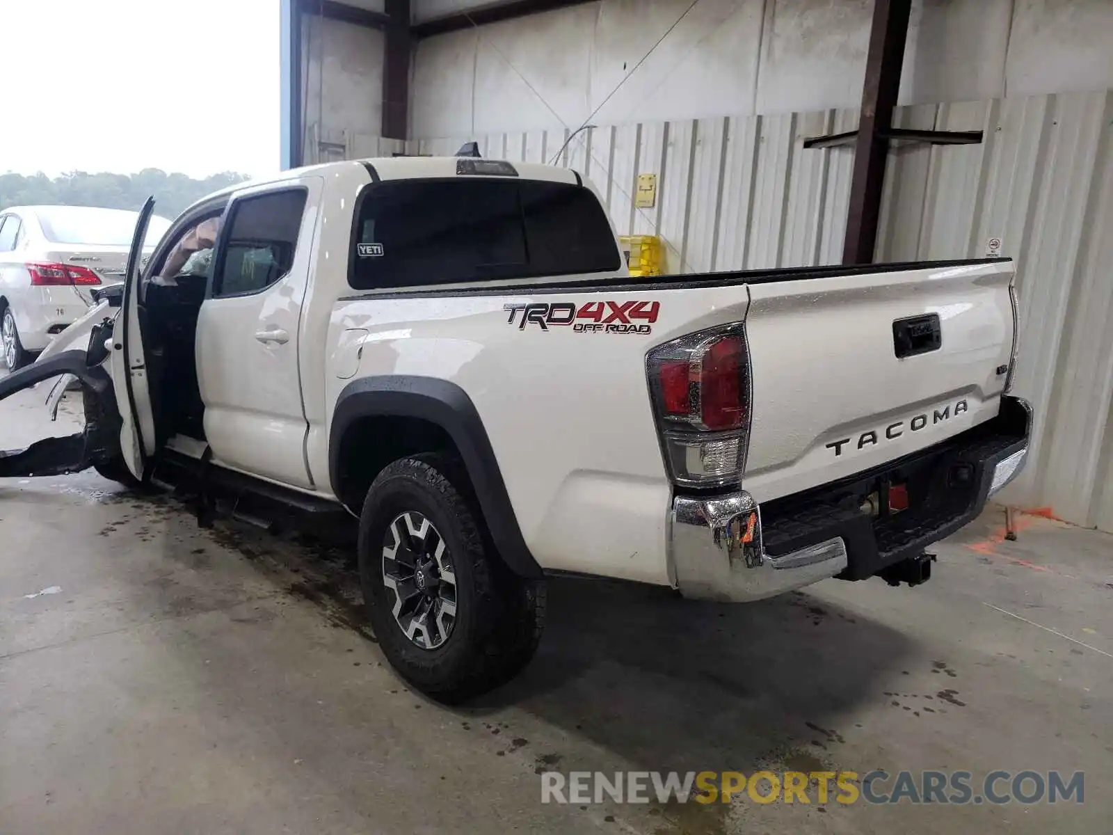 3 Photograph of a damaged car 5TFCZ5AN8MX271055 TOYOTA TACOMA 2021