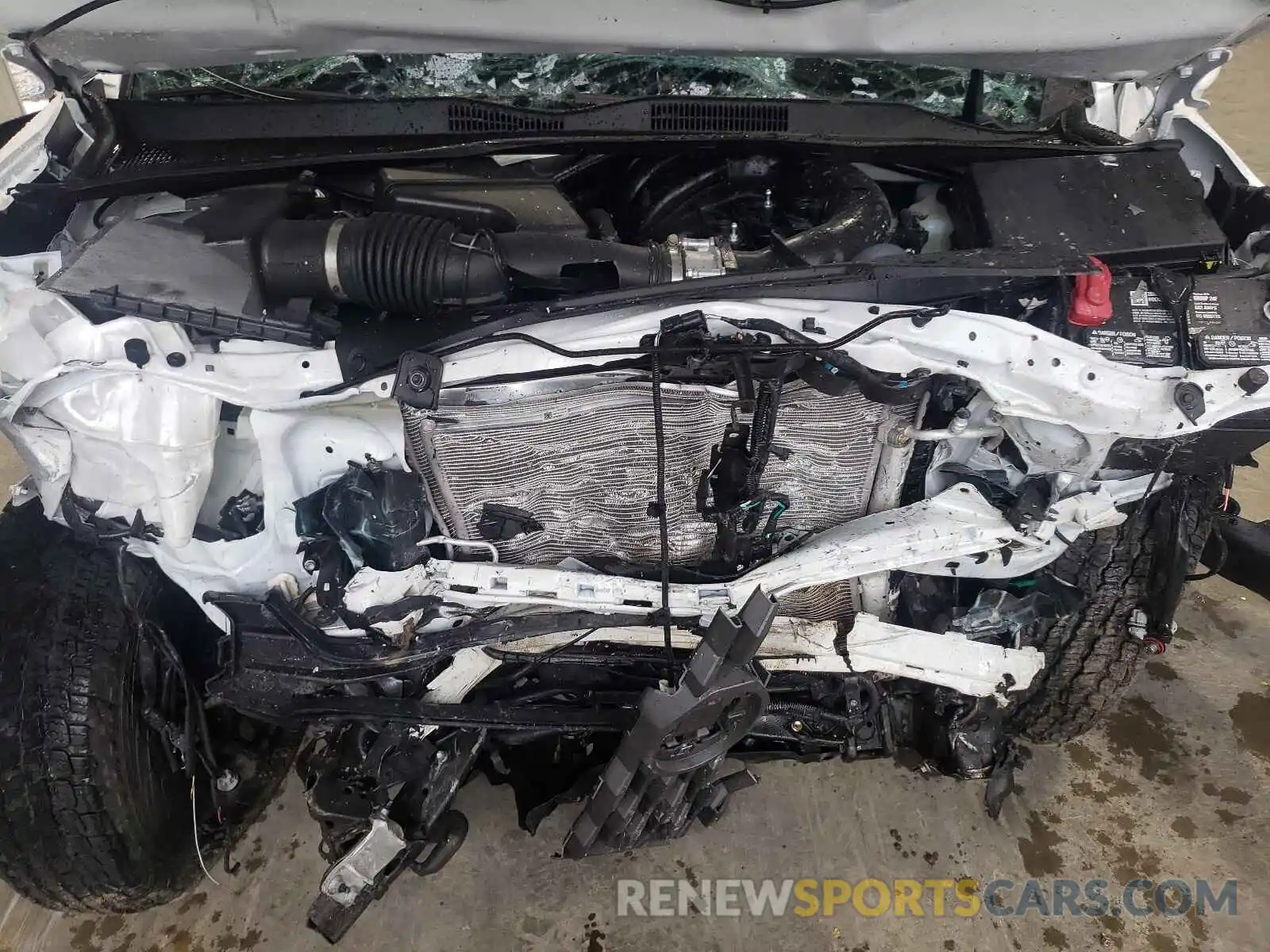 7 Photograph of a damaged car 5TFCZ5AN8MX271055 TOYOTA TACOMA 2021