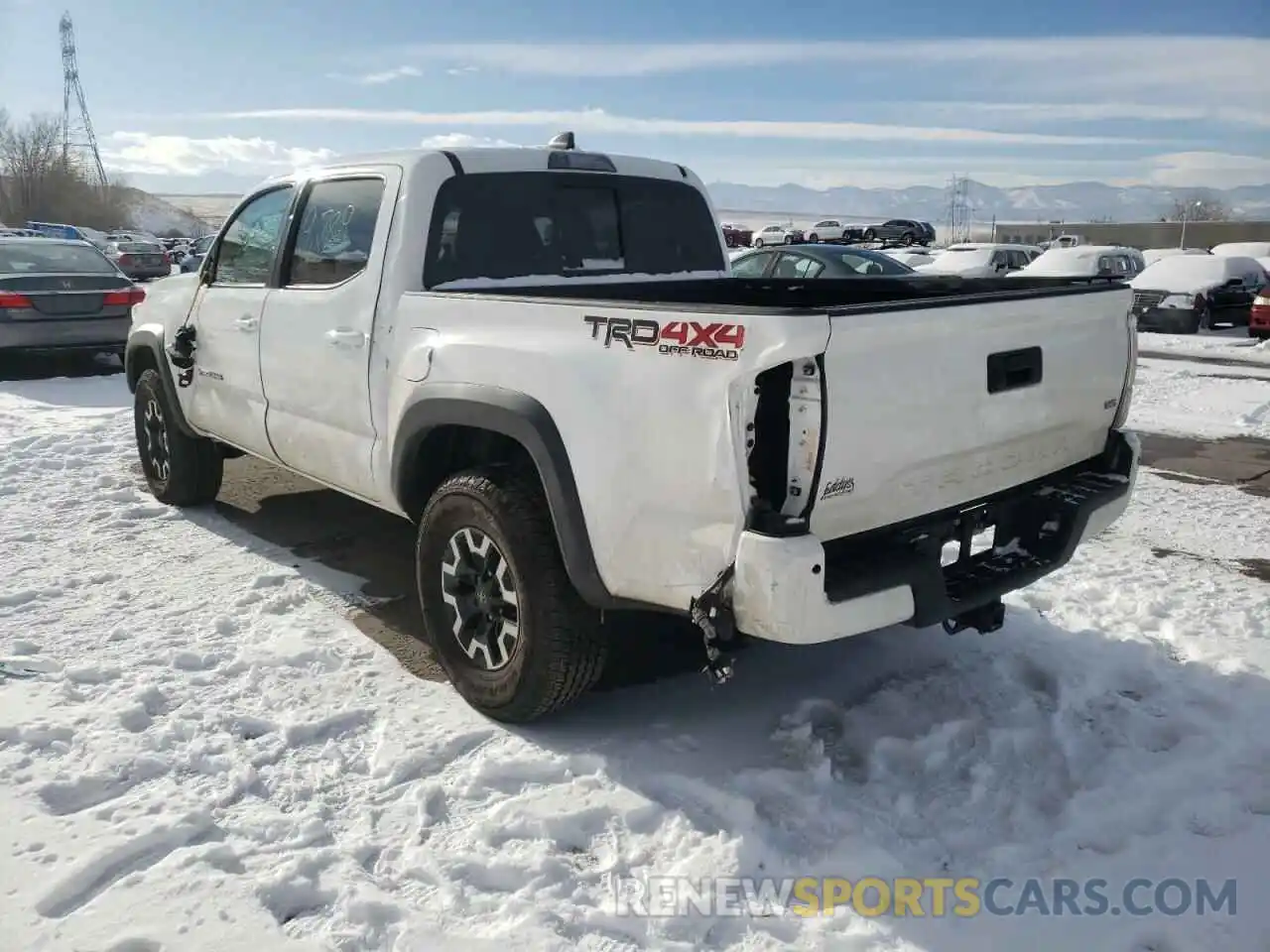 3 Photograph of a damaged car 5TFCZ5AN8MX271122 TOYOTA TACOMA 2021