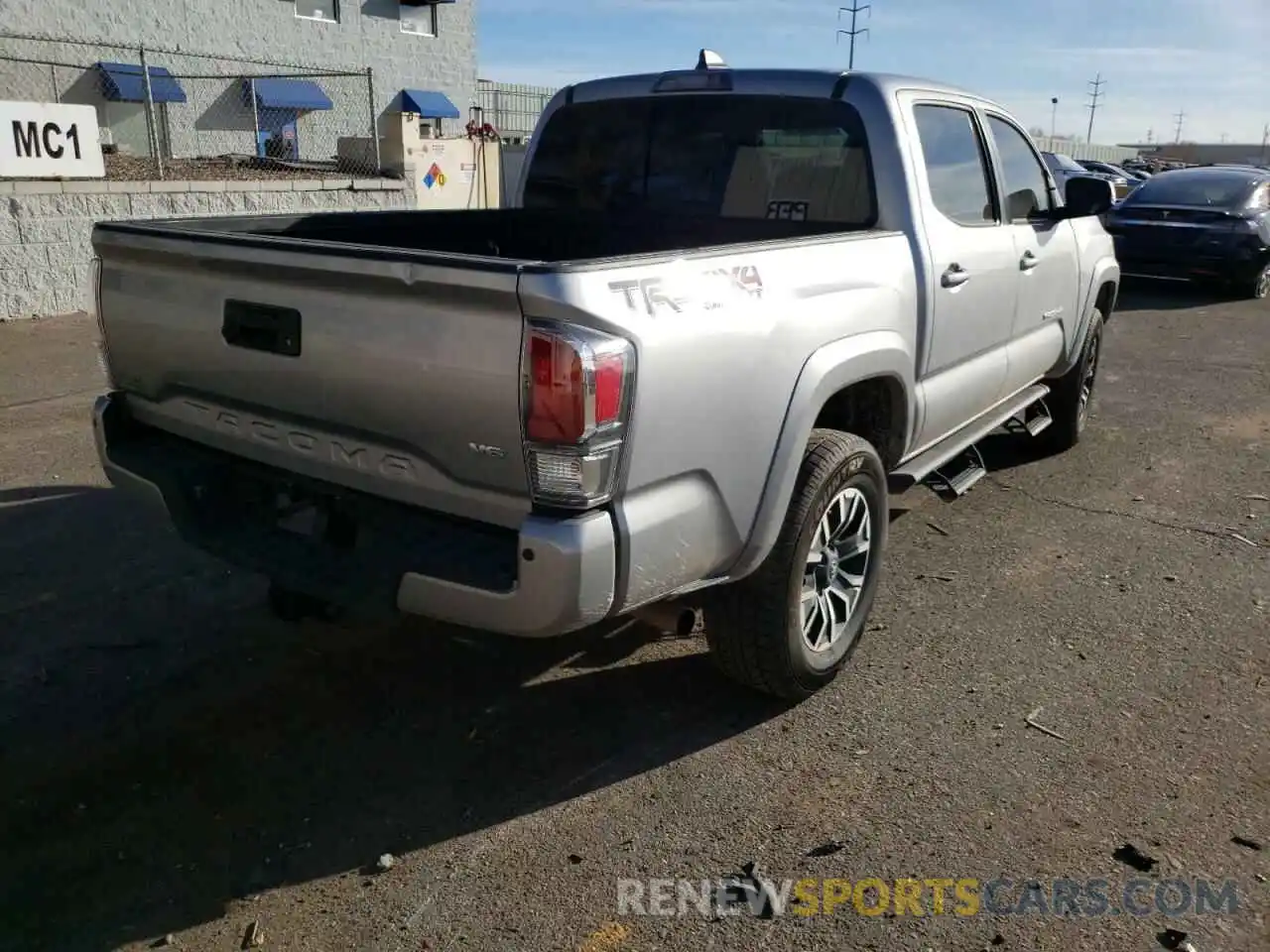 4 Фотография поврежденного автомобиля 5TFCZ5AN9MX244513 TOYOTA TACOMA 2021