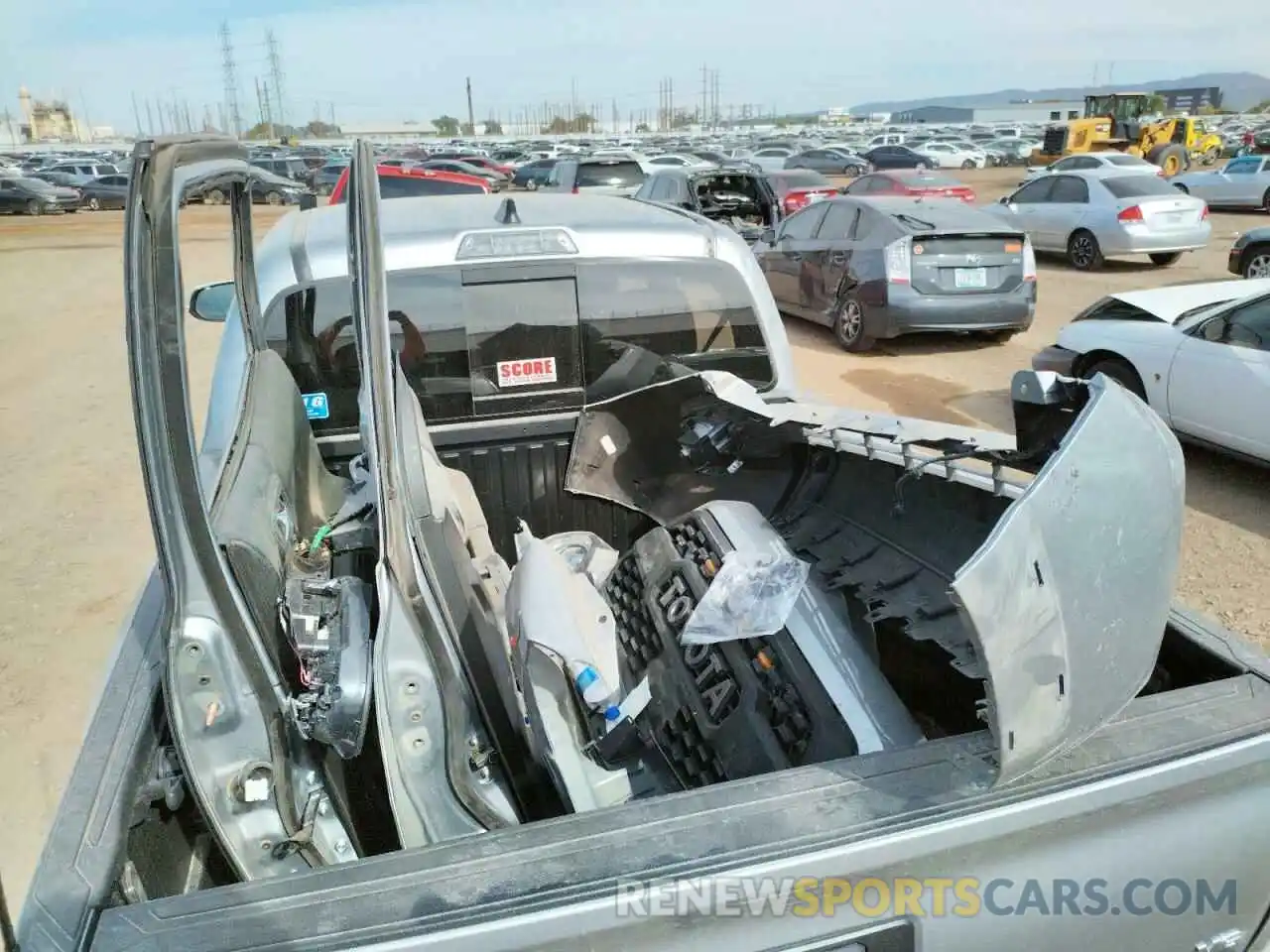 9 Photograph of a damaged car 5TFCZ5AN9MX245886 TOYOTA TACOMA 2021