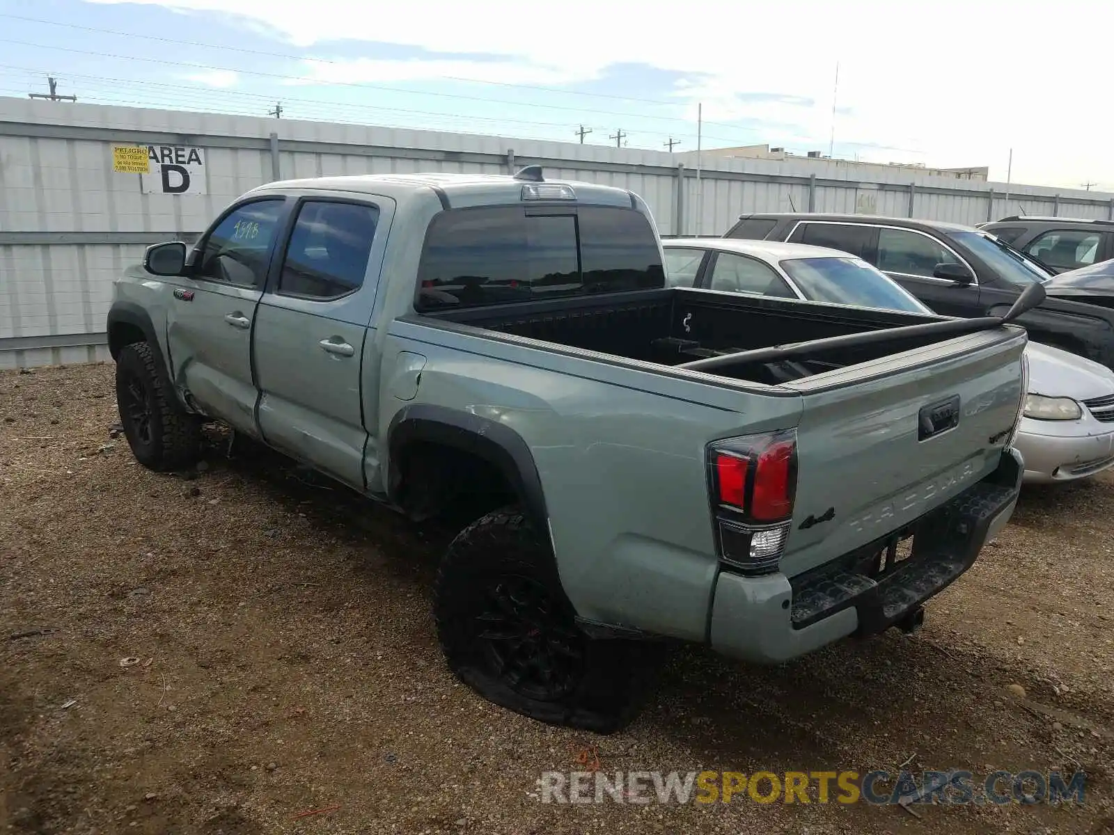 3 Photograph of a damaged car 5TFCZ5AN9MX246987 TOYOTA TACOMA 2021