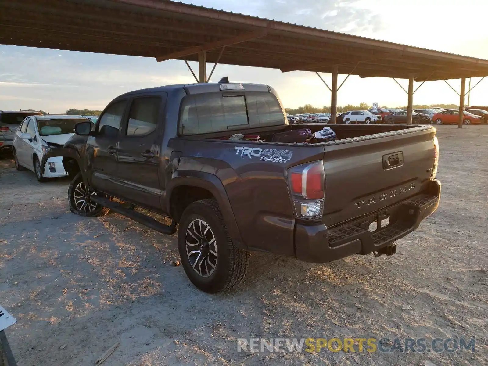 3 Photograph of a damaged car 5TFCZ5AN9MX249842 TOYOTA TACOMA 2021