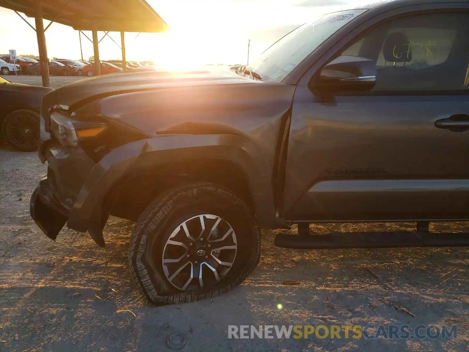 9 Photograph of a damaged car 5TFCZ5AN9MX249842 TOYOTA TACOMA 2021