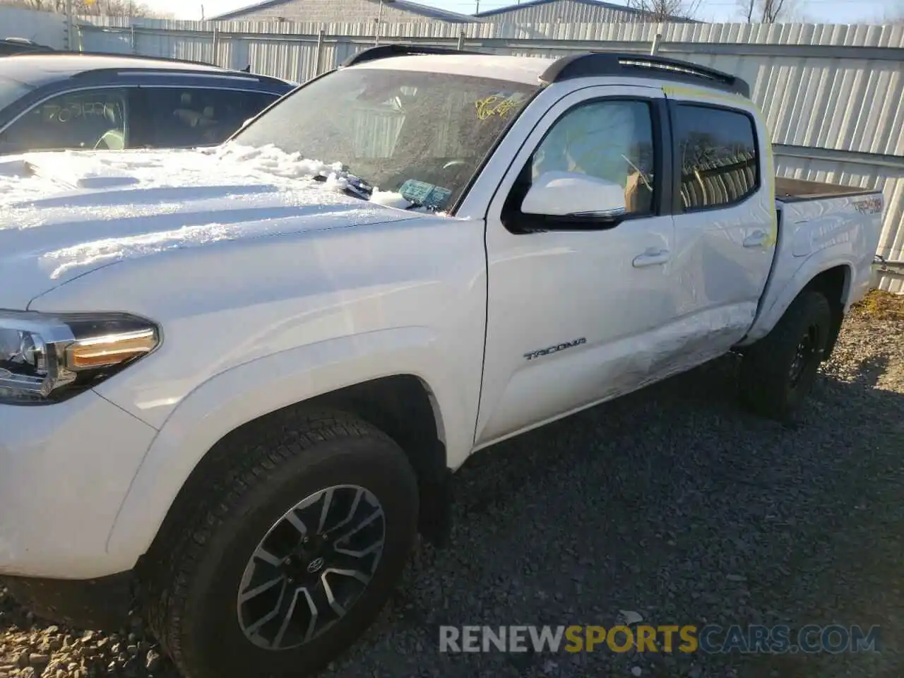 9 Photograph of a damaged car 5TFCZ5AN9MX250800 TOYOTA TACOMA 2021