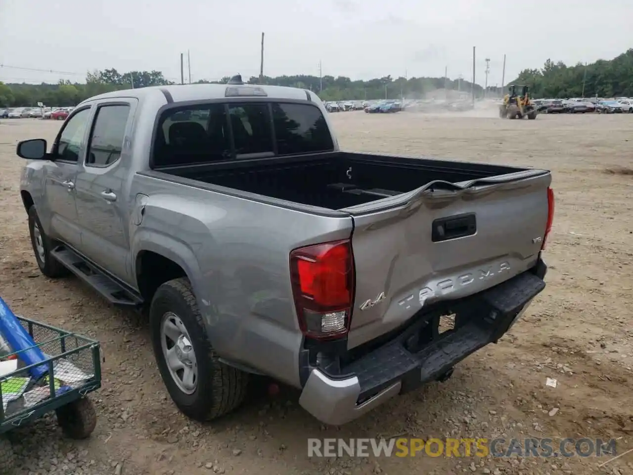 3 Photograph of a damaged car 5TFCZ5AN9MX254152 TOYOTA TACOMA 2021