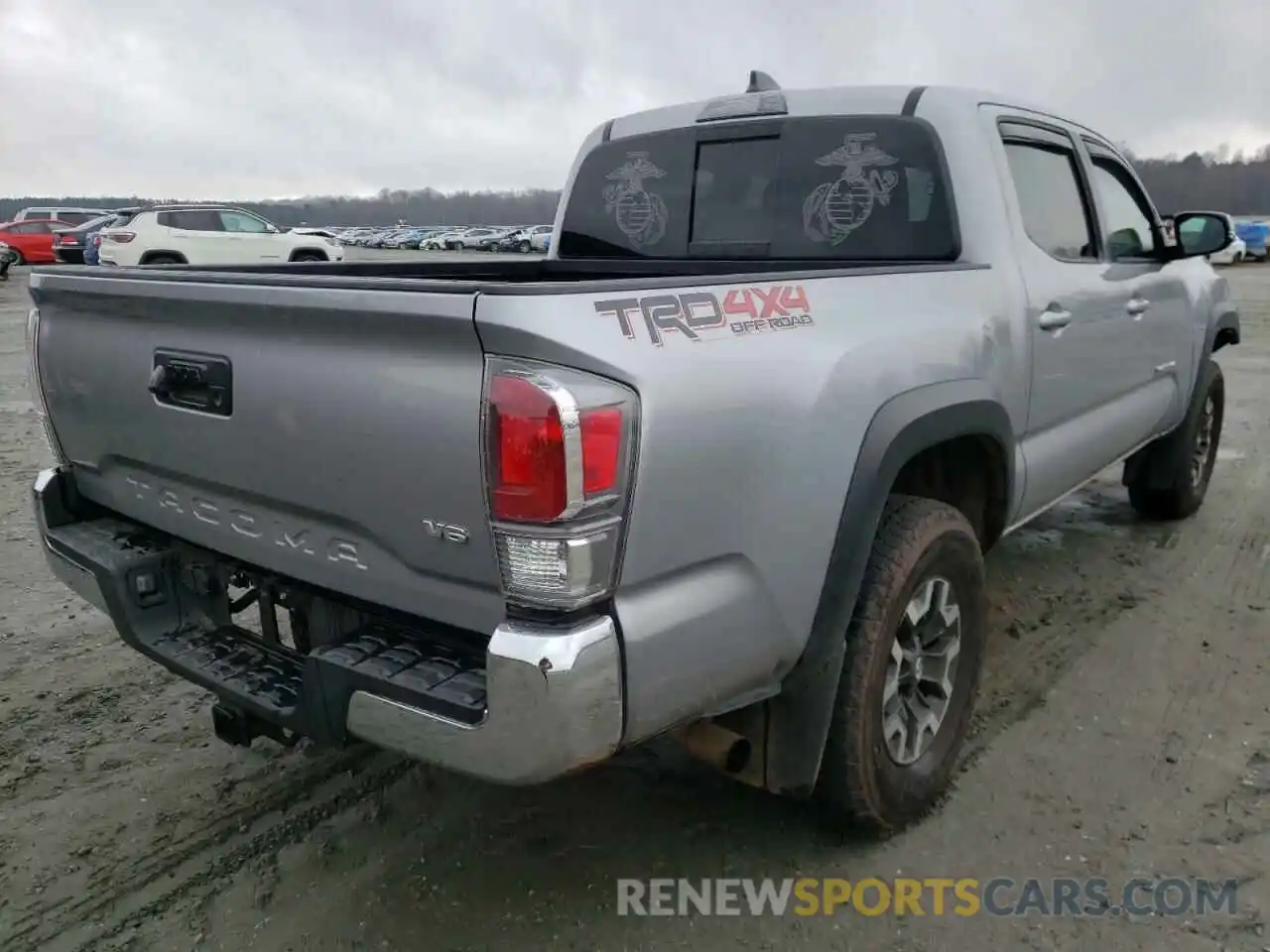 4 Photograph of a damaged car 5TFCZ5AN9MX260470 TOYOTA TACOMA 2021