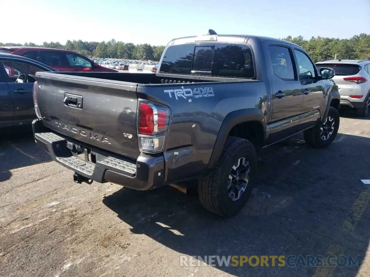 4 Фотография поврежденного автомобиля 5TFCZ5AN9MX262879 TOYOTA TACOMA 2021