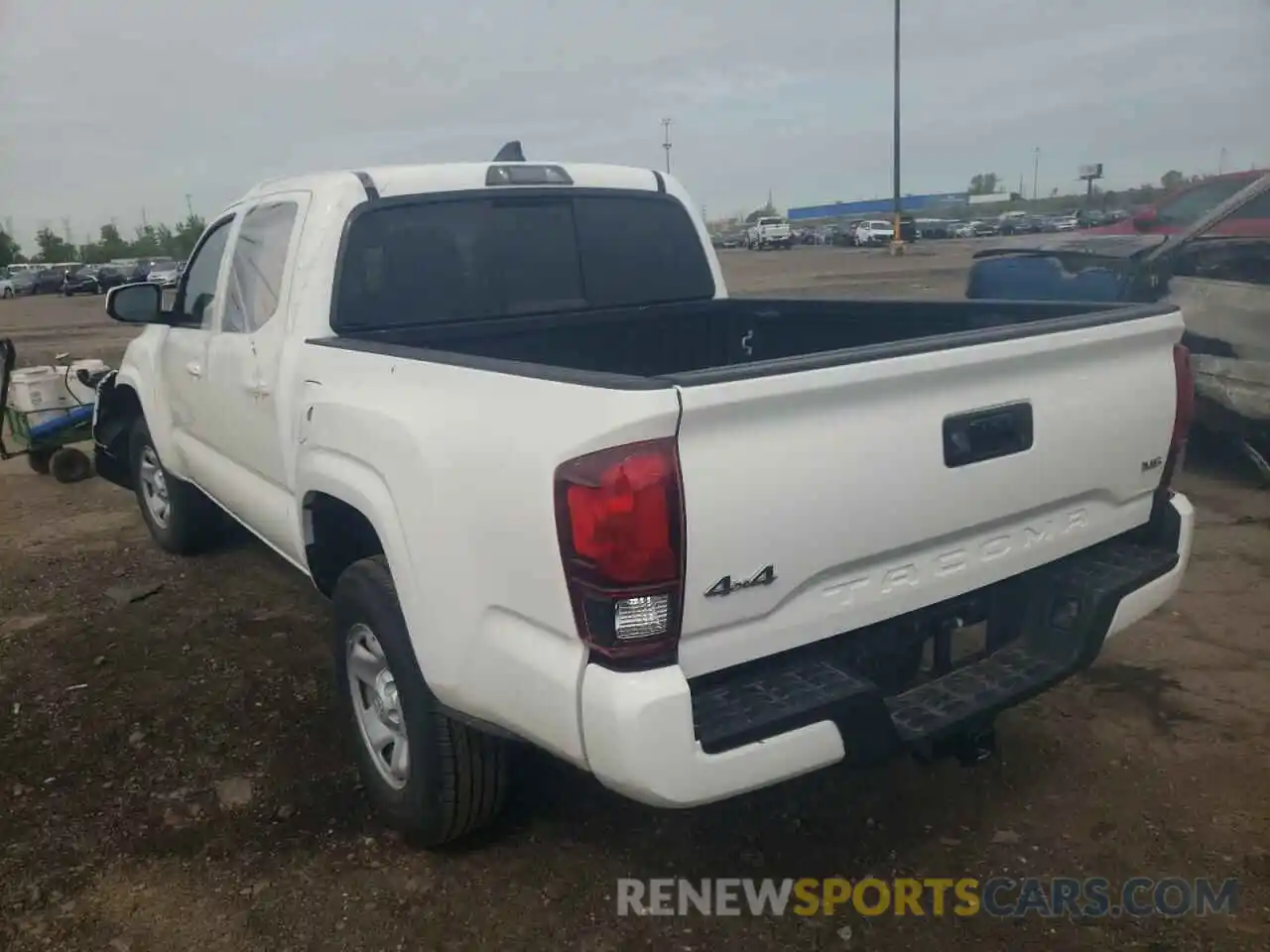 3 Photograph of a damaged car 5TFCZ5AN9MX263854 TOYOTA TACOMA 2021