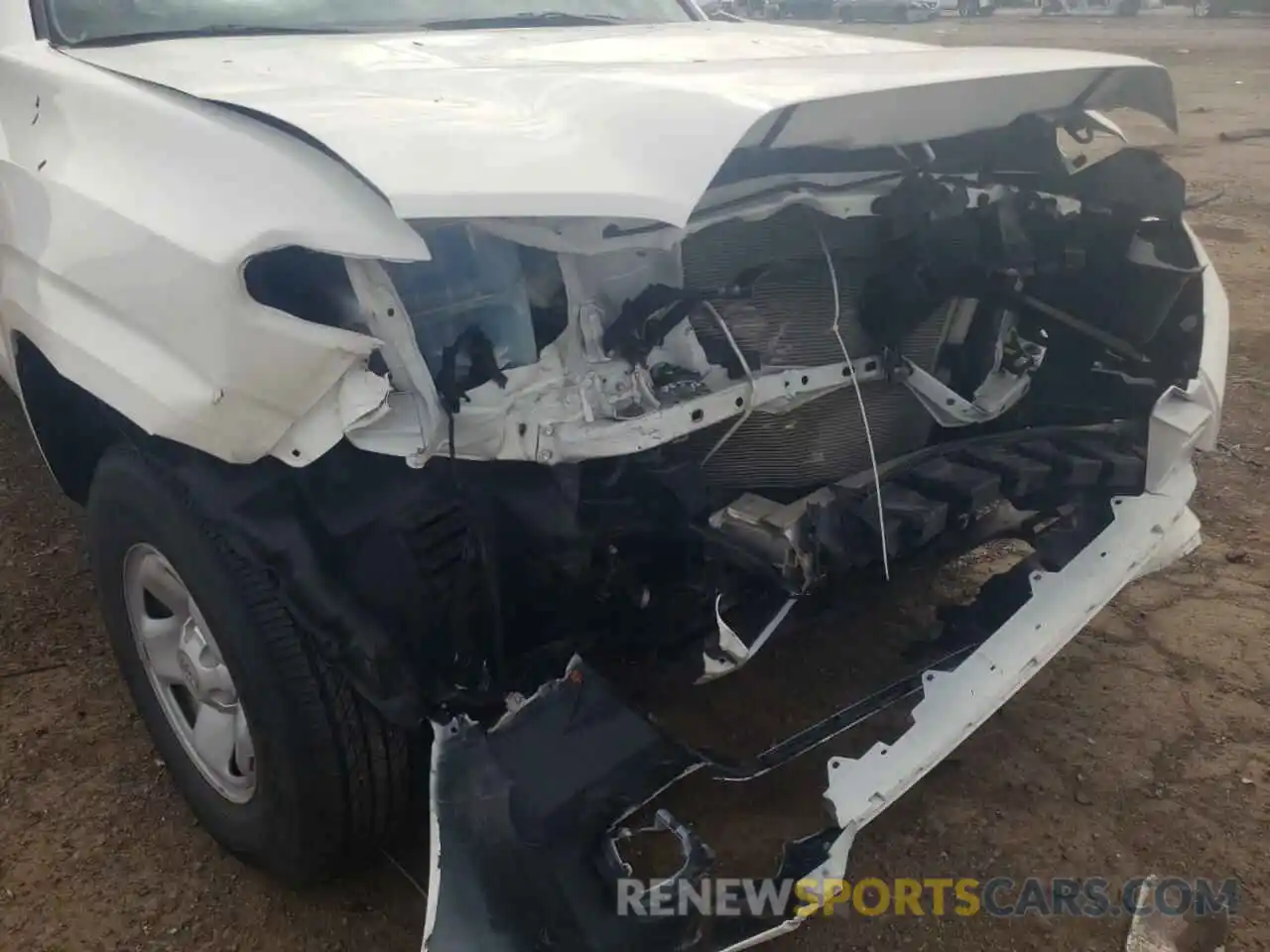 9 Photograph of a damaged car 5TFCZ5AN9MX263854 TOYOTA TACOMA 2021