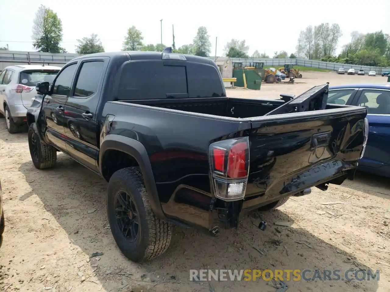 3 Photograph of a damaged car 5TFCZ5AN9MX264406 TOYOTA TACOMA 2021