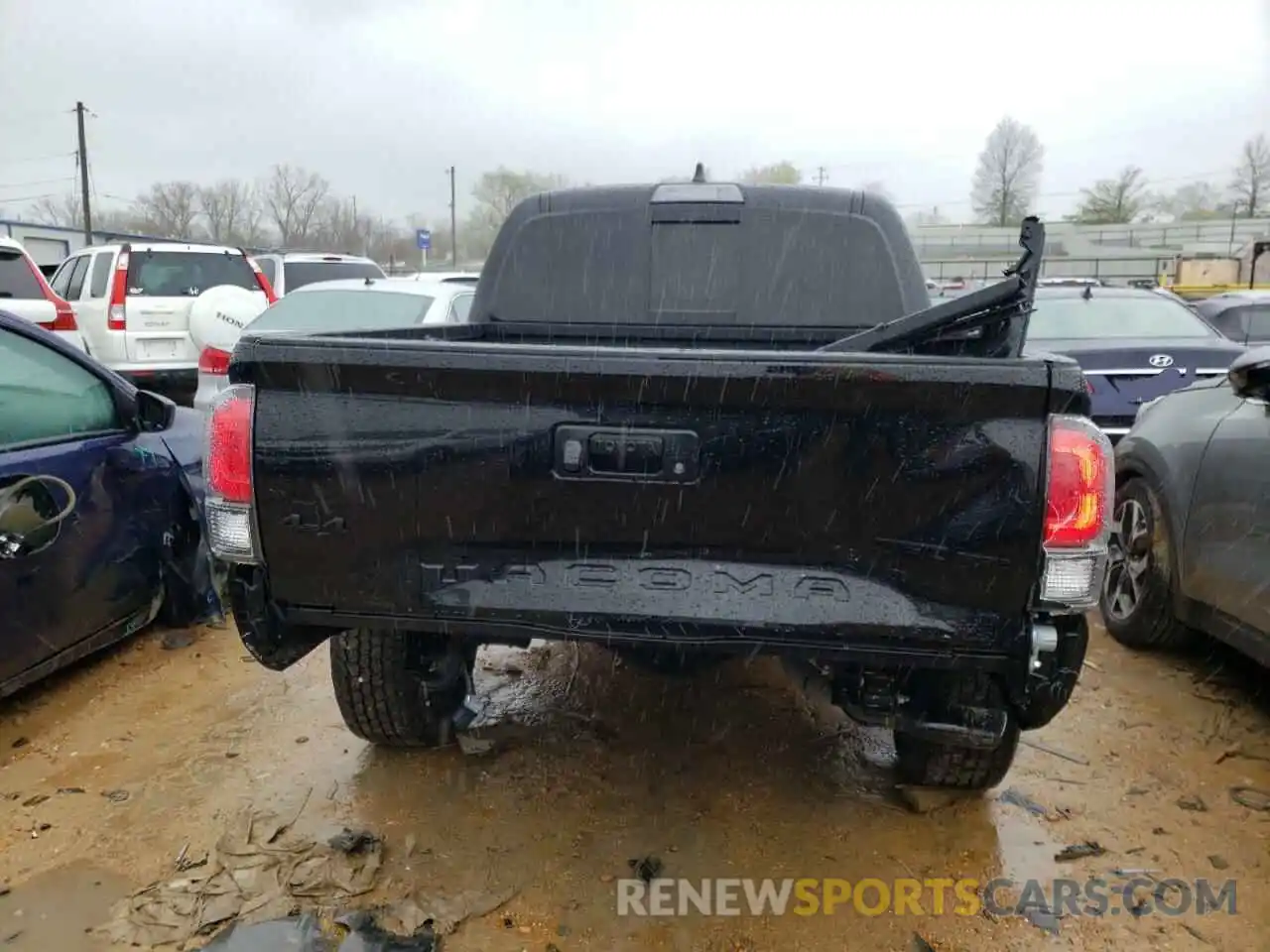 9 Photograph of a damaged car 5TFCZ5AN9MX264406 TOYOTA TACOMA 2021